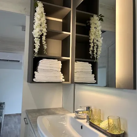 Apartment Mobilna Hiska Soncnica01 Drage
